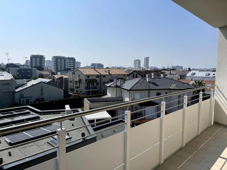 Attico Sole Apartment Lido di Jesolo Luaran gambar